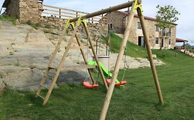 O lar de San Fins-Casita rural